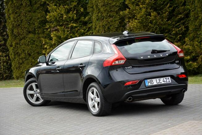 Volvo V40 Xenon Ledy Virtual Zegary Parktronik ASO Alu16 Nowe Opony