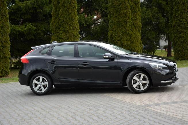 Volvo V40 Xenon Ledy Virtual Zegary Parktronik ASO Alu16 Nowe Opony
