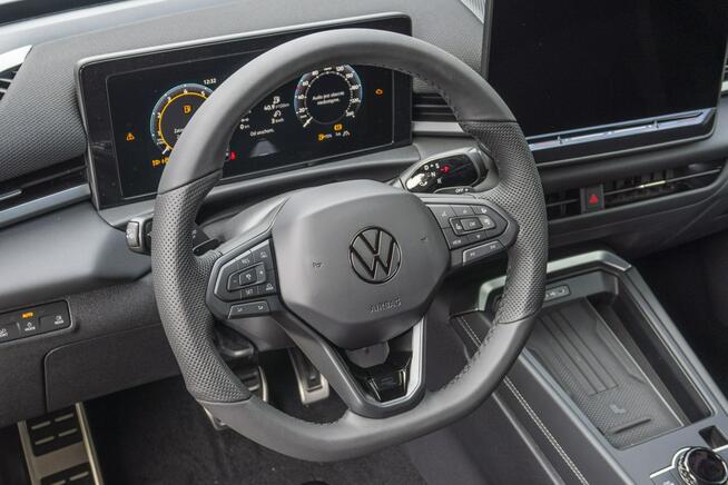 Volkswagen T-Roc R-Line 1.5 eTSI 150 KM DSG Zamów już teraz!