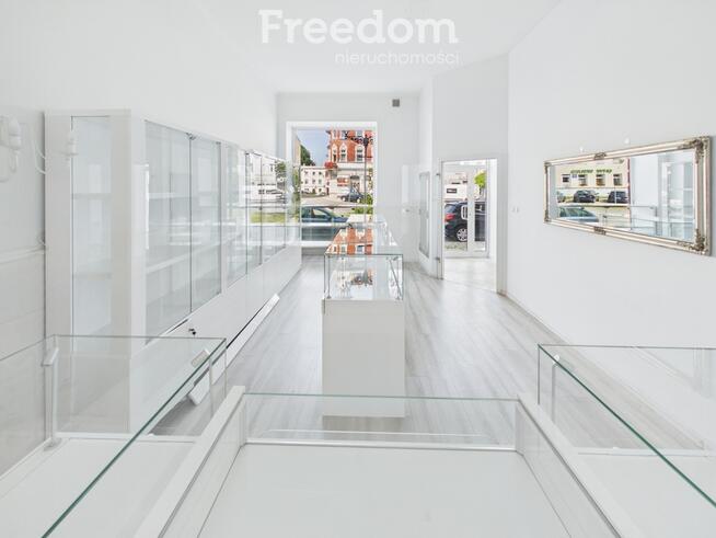 Lokal usługowy do wynajęcia - parter 609m²