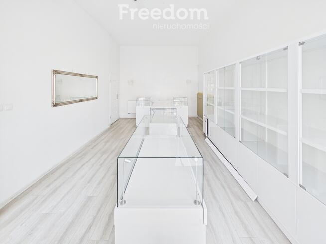Lokal usługowy do wynajęcia - parter 609m²