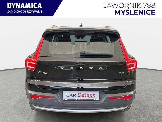 Volvo XC 40 VAT 23% Momentum Pro 1.5 T3 163KM automat 2022 r., salon PL, I wł.