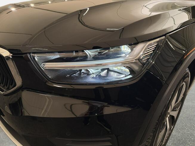 Volvo XC 40 VAT 23% Momentum Pro 1.5 T3 163KM automat 2022 r., salon PL, I wł.