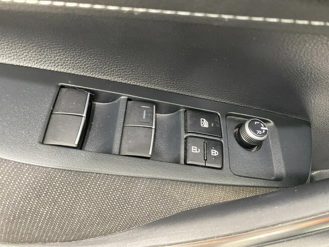 Toyota Corolla 1.8 Hybrid Comfort Kombi