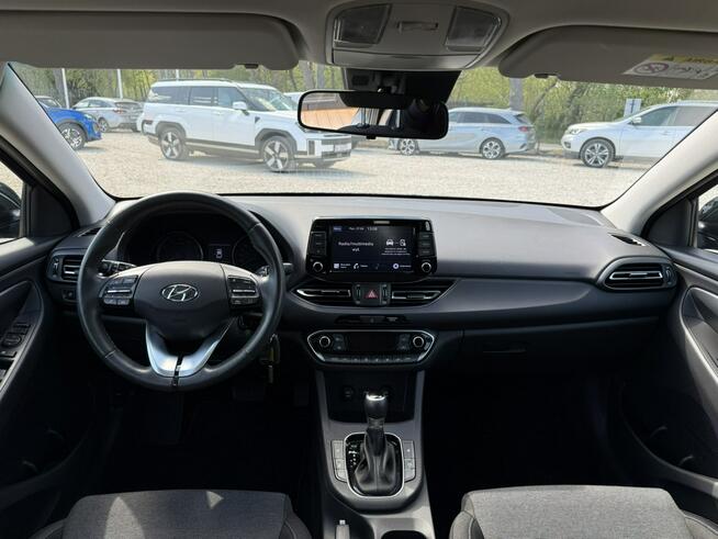 Hyundai i30 Fastback 1.5 T-GDi 7DCT 48V 160KM Smart Salon PL Serwis FV23%