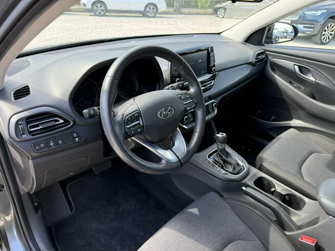 Hyundai i30 Fastback 1.5 T-GDi 7DCT 48V 160KM Smart Salon PL Serwis FV23%