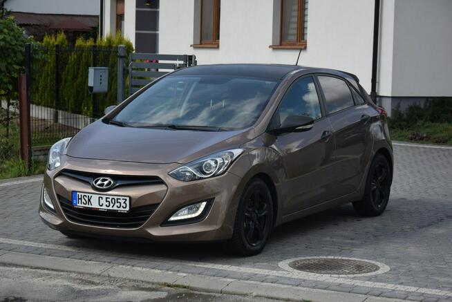 Hyundai i30 1.4B MPI Navi Kamera 99 TYS KM Oryginał Lakier Sprowadzony