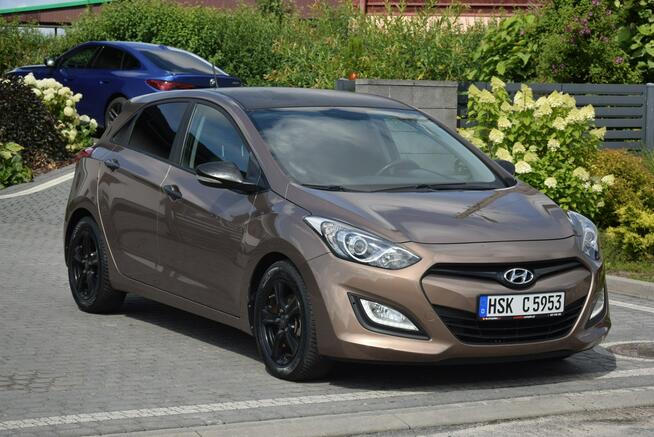 Hyundai i30 1.4B MPI Navi Kamera 99 TYS KM Oryginał Lakier Sprowadzony