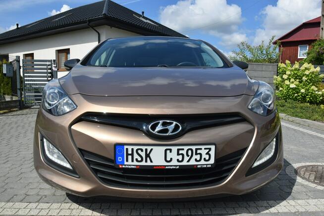 Hyundai i30 1.4B MPI Navi Kamera 99 TYS KM Oryginał Lakier Sprowadzony