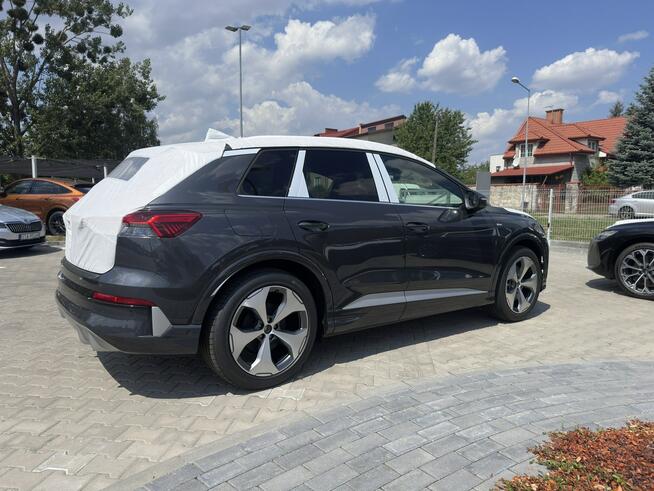 Q4 e-tron 204KM