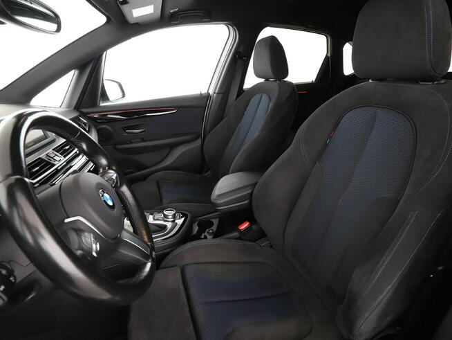 BMW 220 4x4 automat full LED M Sport navi grzane fotele klima auto kamera i cz