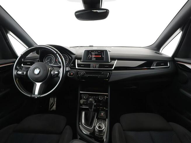 BMW 220 4x4 automat full LED M Sport navi grzane fotele klima auto kamera i cz