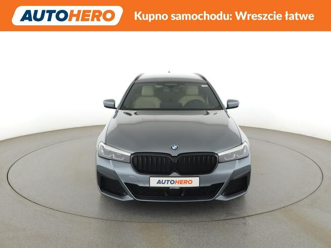 BMW 520 FV23% mHEV 4x4 automat jasne skóry full LED navi virtual cocpit grzane