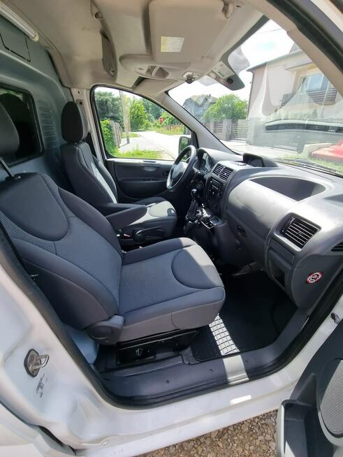 Citroen Jumpy 1.6 HDI / 4 nowe opony / Magazyn energii 230v / Klima / PDC