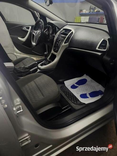 OPEL ASTRA J 1,4 BENZYNA POLSKI SALON 2013R.