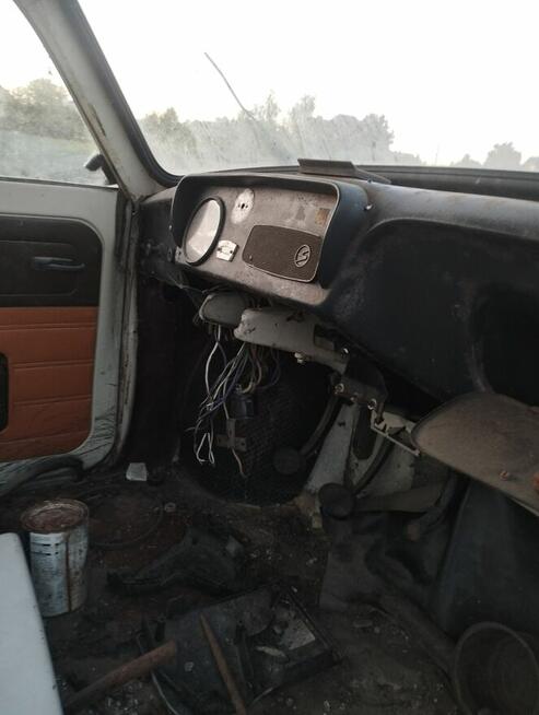 Trabant 601 kombi zdrowa buda na części 1000 PLN