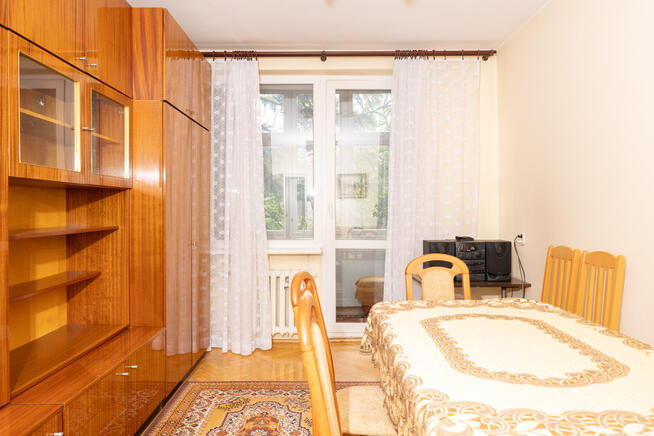 Niebanalne mieszkanie w stylu lat 70. | ul. Pereca