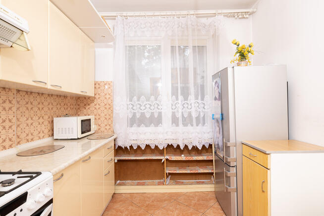 Niebanalne mieszkanie w stylu lat 70. | ul. Pereca