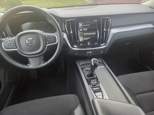 Volvo V60 2018r 2.0 Diesel 150KM Ledy Alu Navi z GWARANCJĄ