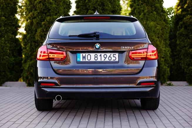 BMW 318 2.0d_B47_Skóra_Navi_El.klapa