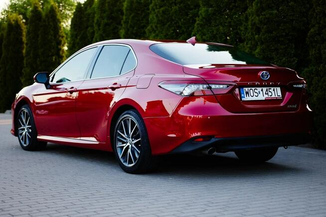Toyota Camry 2.5 Hybrid_218KM_Executive_Salon Polska_FV23