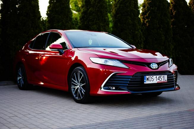 Toyota Camry 2.5 Hybrid_218KM_Executive_Salon Polska_FV23