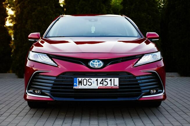 Toyota Camry 2.5 Hybrid_218KM_Executive_Salon Polska_FV23