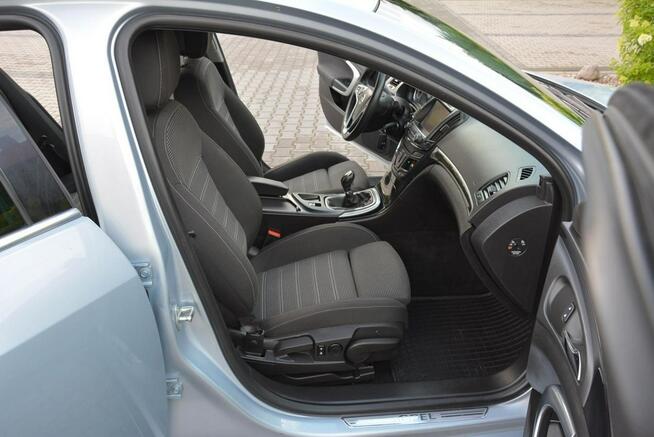 145 tys. przeb. Lift bi-Xenon Led Navi Klimatronic Alu17"ASO Opel Iwł