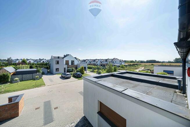Komfortowy bliźniak z garażem | Ogród 554 mkw