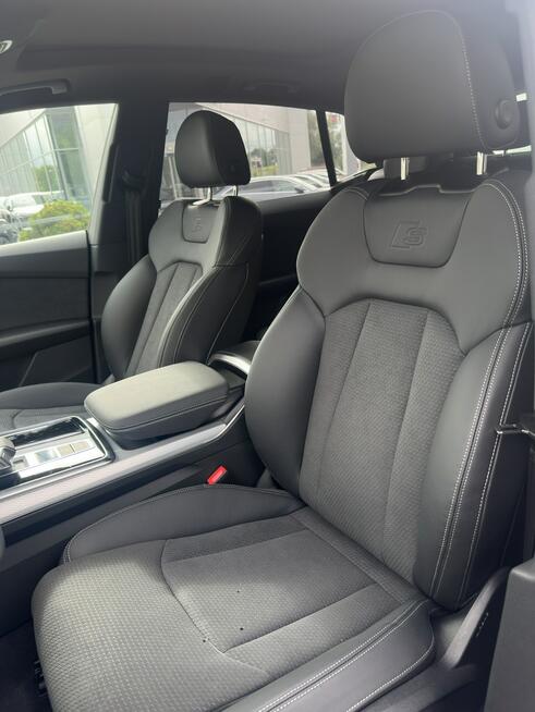 Audi Q8 e-hybrid quattro 490 KM tiptronic pakiet Innovation