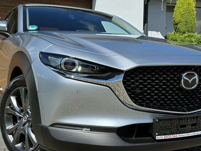 Mazda CX-30 serwis ASO, Hak