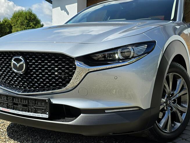 Mazda CX-30 serwis ASO, Hak