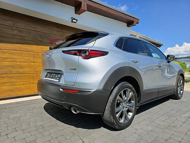 Mazda CX-30 serwis ASO, Hak
