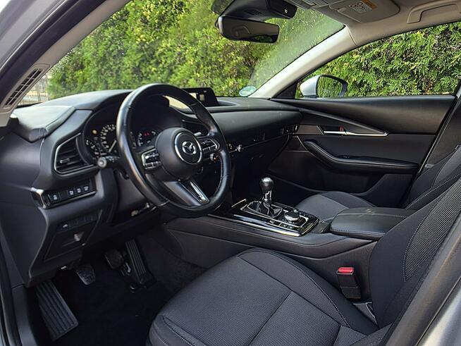 Mazda CX-30 serwis ASO, Hak