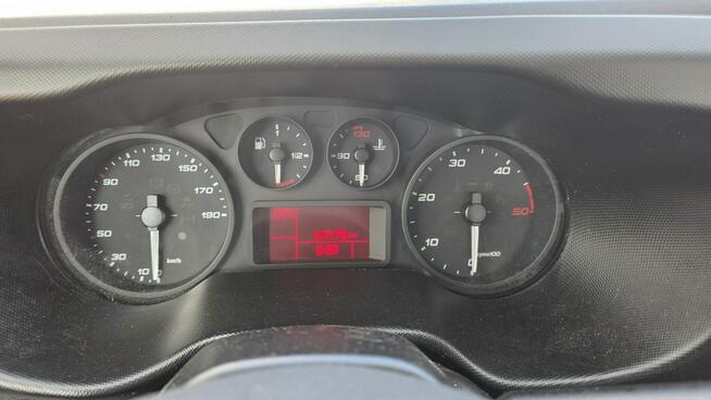 Iveco Daily 35S16 V 2,3 niski przebieg ładny stan 145tyś