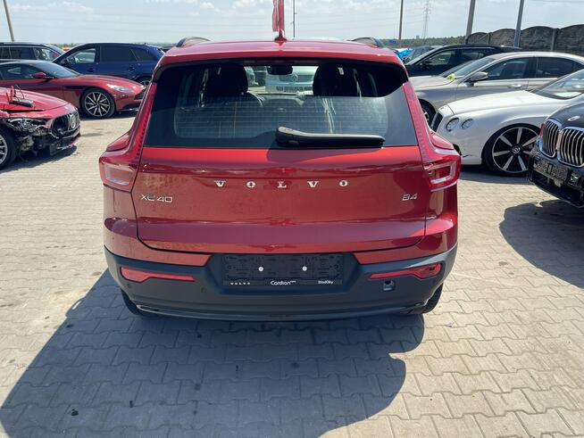 Volvo XC 40 EU R-design B4 mHEV Skóra Kamera Pamięć Podgrzewanie Virtual