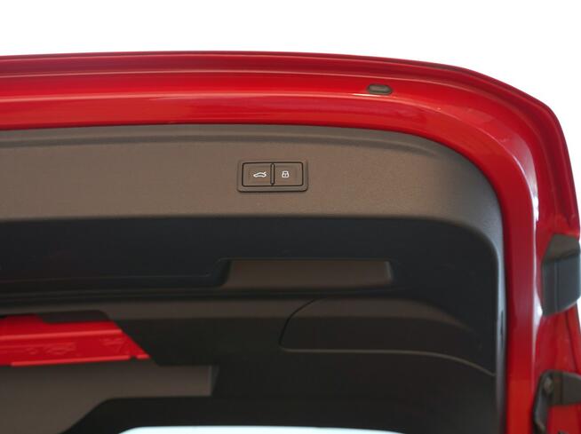 Audi A3 40 TFSIe 204KM Matrix Panorama TempomatACC Kamera Ambiente HeadUp B&O