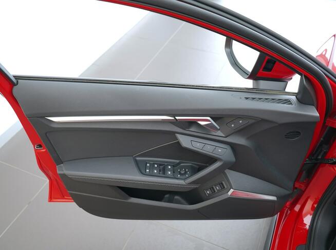 Audi A3 40 TFSIe 204KM Matrix Panorama TempomatACC Kamera Ambiente HeadUp B&O