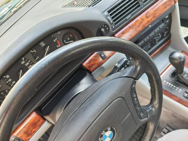 BMW 740