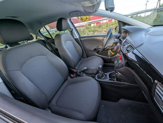 Opel Corsa 1,4 benzyna 5 drzwi pakiet zimowy bez korozji