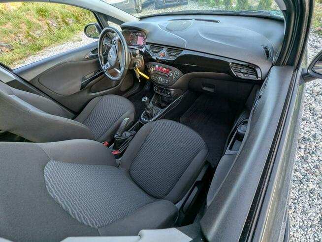 Opel Corsa 1,4 benzyna 5 drzwi pakiet zimowy bez korozji