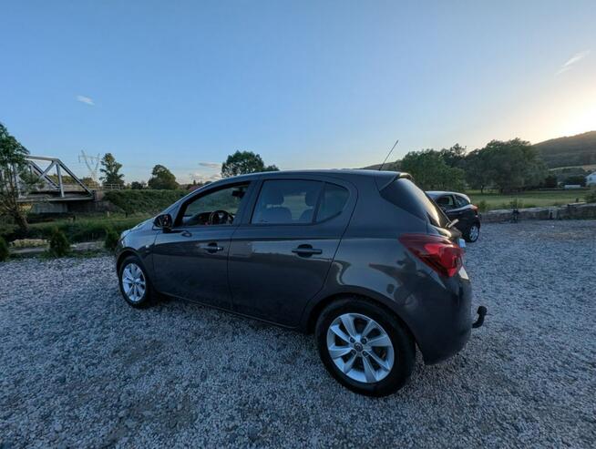 Opel Corsa 1,4 benzyna 5 drzwi pakiet zimowy bez korozji