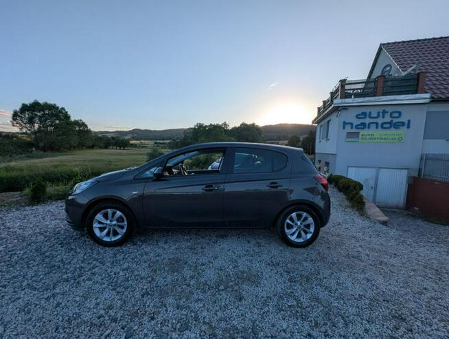 Opel Corsa 1,4 benzyna 5 drzwi pakiet zimowy bez korozji