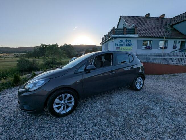 Opel Corsa 1,4 benzyna 5 drzwi pakiet zimowy bez korozji
