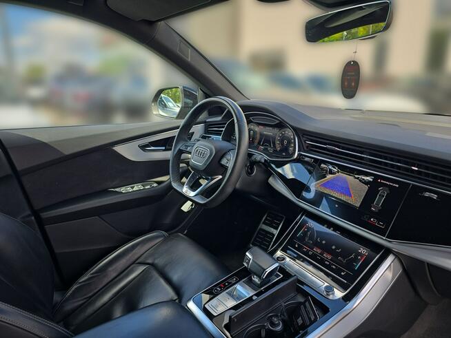 Audi Q8 GW Fabr._LED_Kamera_Skóra_B&O_Pneumatyka_Dociągi_SportowaKierownica_FV