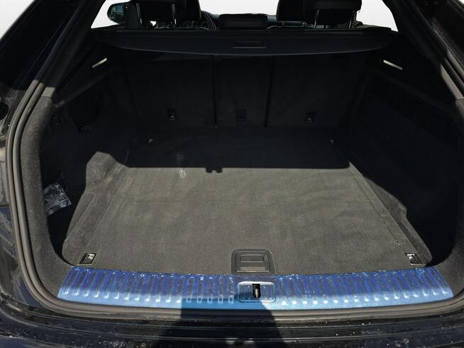 Audi Q8 GW Fabr._LED_Kamera_Skóra_B&O_Pneumatyka_Dociągi_SportowaKierownica_FV