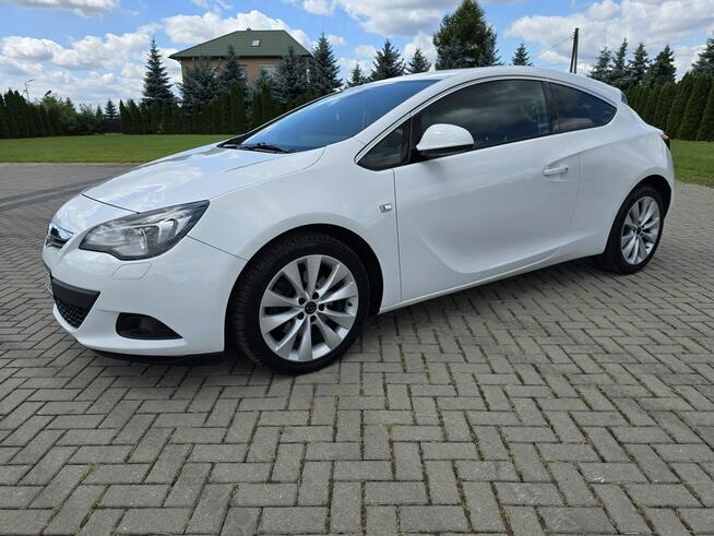 Opel Astra GTC 1,6Turbo BENZ. GTC.Navi.Klimatronic 2 str.Pół-Skóry. Xenony.Ledy