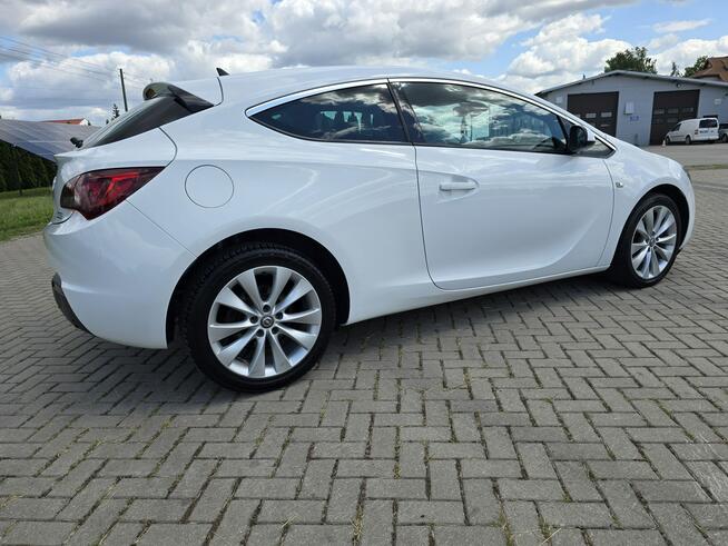 Opel Astra GTC 1,6Turbo BENZ. GTC.Navi.Klimatronic 2 str.Pół-Skóry. Xenony.Ledy