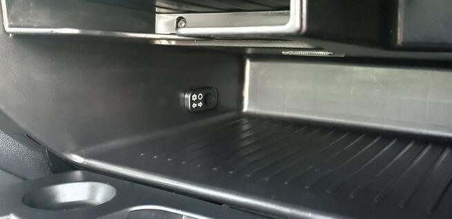 Kia Venga Podgrzewane fotele/Klimatronik/Czujniki parkowania/Alufelgi/Tempomat