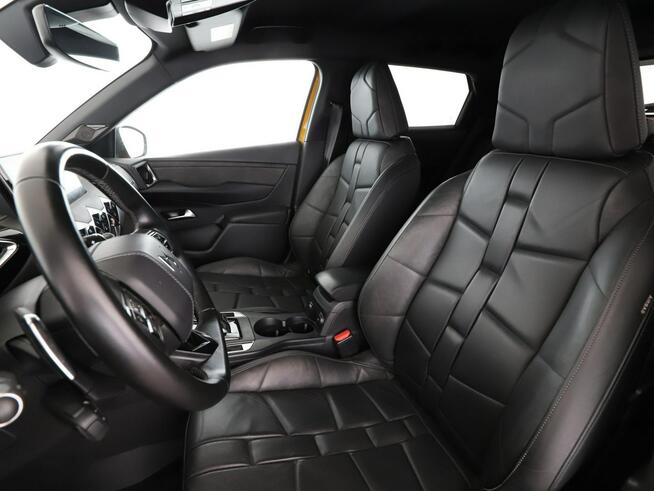 DS Automobiles DS 3 Crossback 1.2T So Chic Navi Tempomat Grzane Fotele Masaż Skóra HUD Focal Kamera